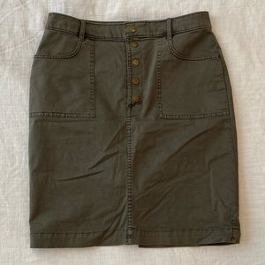 Banana Republic Army Green Olive Pencil Skirt with Pockets & Distressed Buttons